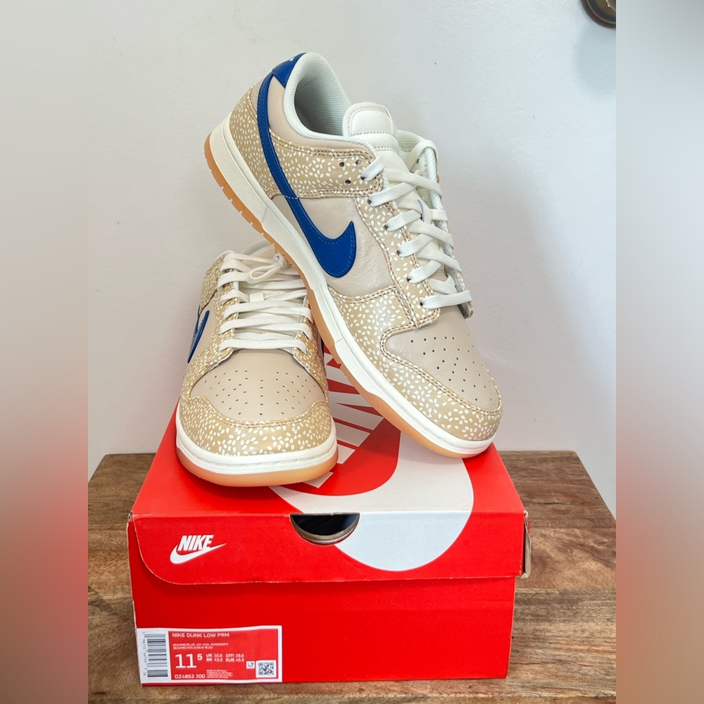 Dunk Low Montreal Bagel Sesame Blue Jay Size 11.5 US DZ4853-200 Authentic.
